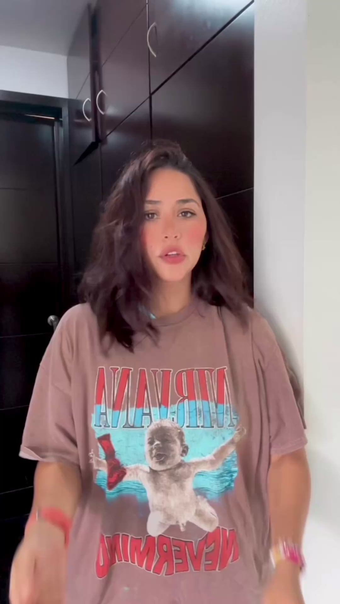 Cargar video: 